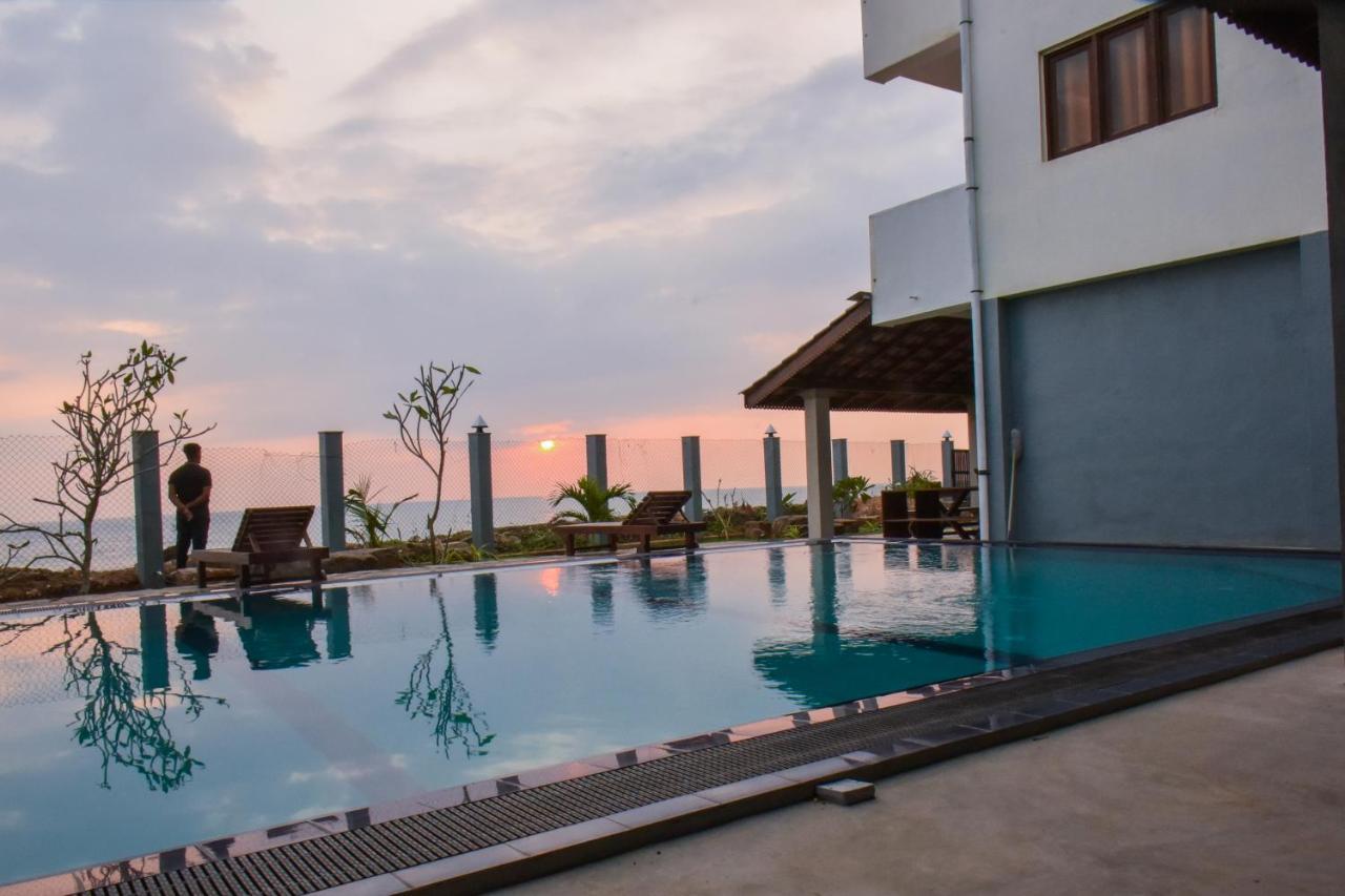 Arrow Beach Resort Galle Exterior foto